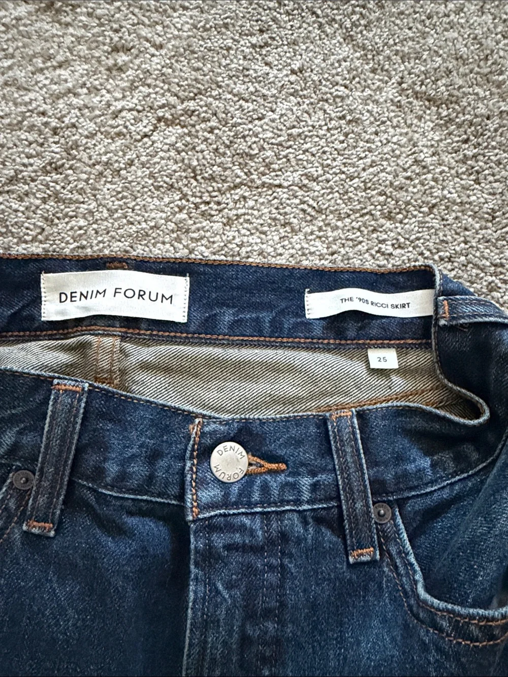 Aritzia Denim Forum 90’s Ricci Denim Skirt